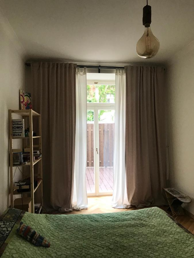Apartman Cernomorska * Prague